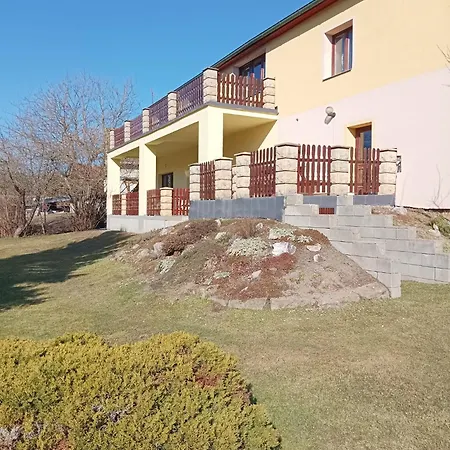 Guest house Burda Zehrov