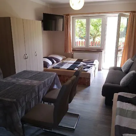 Burda ゲストハウス 3*